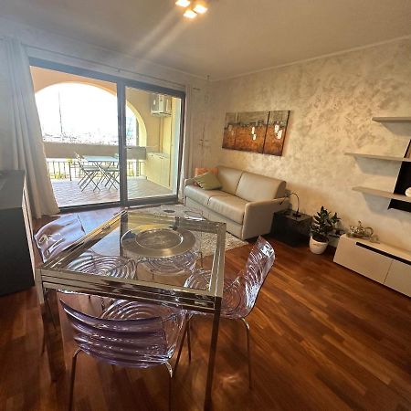 Al Porticciolo Apartamento Múggia Exterior foto