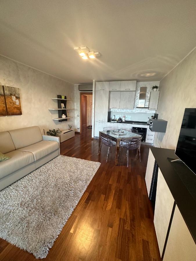 Al Porticciolo Apartamento Múggia Exterior foto